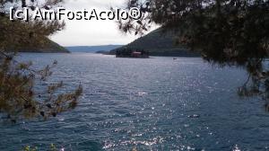 [P10] Intrarea in golf dinspre mare spre... Perast.  » foto by Radix7
 - 
<span class="allrVoted glyphicon glyphicon-heart hidden" id="av850845"></span>
<a class="m-l-10 hidden" id="sv850845" onclick="voting_Foto_DelVot(,850845,18064)" role="button">șterge vot <span class="glyphicon glyphicon-remove"></span></a>
<a id="v9850845" class=" c-red"  onclick="voting_Foto_SetVot(850845)" role="button"><span class="glyphicon glyphicon-heart-empty"></span> <b>LIKE</b> = Votează poza</a> <img class="hidden"  id="f850845W9" src="/imagini/loader.gif" border="0" /><span class="AjErrMes hidden" id="e850845ErM"></span>