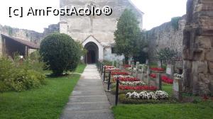 [P19] Morminte de soldaţi germani în naosul fostei biserici de la Abaţia Cisterciană din satul Cârţa, judeţul Sibiu.  » foto by traian.leuca †
 - 
<span class="allrVoted glyphicon glyphicon-heart hidden" id="av810237"></span>
<a class="m-l-10 hidden" id="sv810237" onclick="voting_Foto_DelVot(,810237,18101)" role="button">șterge vot <span class="glyphicon glyphicon-remove"></span></a>
<a id="v9810237" class=" c-red"  onclick="voting_Foto_SetVot(810237)" role="button"><span class="glyphicon glyphicon-heart-empty"></span> <b>LIKE</b> = Votează poza</a> <img class="hidden"  id="f810237W9" src="/imagini/loader.gif" border="0" /><span class="AjErrMes hidden" id="e810237ErM"></span>