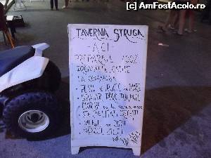 [P15] Celălalt panou publicitar din faţa tavernei Struga din care reiese cine e master-cheful » foto by irinad
 - 
<span class="allrVoted glyphicon glyphicon-heart hidden" id="av682181"></span>
<a class="m-l-10 hidden" id="sv682181" onclick="voting_Foto_DelVot(,682181,18127)" role="button">șterge vot <span class="glyphicon glyphicon-remove"></span></a>
<a id="v9682181" class=" c-red"  onclick="voting_Foto_SetVot(682181)" role="button"><span class="glyphicon glyphicon-heart-empty"></span> <b>LIKE</b> = Votează poza</a> <img class="hidden"  id="f682181W9" src="/imagini/loader.gif" border="0" /><span class="AjErrMes hidden" id="e682181ErM"></span>