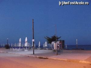 [P01] Din faţa tavernei Ta Binelikia (Tα Mπινελίκια), vedere către faleză şi mare, la lăsatul serii » foto by irinad
 - 
<span class="allrVoted glyphicon glyphicon-heart hidden" id="av682911"></span>
<a class="m-l-10 hidden" id="sv682911" onclick="voting_Foto_DelVot(,682911,18127)" role="button">șterge vot <span class="glyphicon glyphicon-remove"></span></a>
<a id="v9682911" class=" c-red"  onclick="voting_Foto_SetVot(682911)" role="button"><span class="glyphicon glyphicon-heart-empty"></span> <b>LIKE</b> = Votează poza</a> <img class="hidden"  id="f682911W9" src="/imagini/loader.gif" border="0" /><span class="AjErrMes hidden" id="e682911ErM"></span>