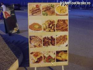 [P02] Panoul publicitar din faţa tavernei cu principalele feluri gătite la ordinea zilei » foto by irinad
 - 
<span class="allrVoted glyphicon glyphicon-heart hidden" id="av682912"></span>
<a class="m-l-10 hidden" id="sv682912" onclick="voting_Foto_DelVot(,682912,18127)" role="button">șterge vot <span class="glyphicon glyphicon-remove"></span></a>
<a id="v9682912" class=" c-red"  onclick="voting_Foto_SetVot(682912)" role="button"><span class="glyphicon glyphicon-heart-empty"></span> <b>LIKE</b> = Votează poza</a> <img class="hidden"  id="f682912W9" src="/imagini/loader.gif" border="0" /><span class="AjErrMes hidden" id="e682912ErM"></span>