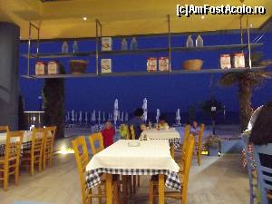 [P04] De pe verandă, o frumoasă vedere asupra mării » foto by irinad
 - 
<span class="allrVoted glyphicon glyphicon-heart hidden" id="av682914"></span>
<a class="m-l-10 hidden" id="sv682914" onclick="voting_Foto_DelVot(,682914,18127)" role="button">șterge vot <span class="glyphicon glyphicon-remove"></span></a>
<a id="v9682914" class=" c-red"  onclick="voting_Foto_SetVot(682914)" role="button"><span class="glyphicon glyphicon-heart-empty"></span> <b>LIKE</b> = Votează poza</a> <img class="hidden"  id="f682914W9" src="/imagini/loader.gif" border="0" /><span class="AjErrMes hidden" id="e682914ErM"></span>