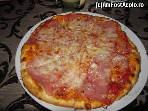 [P10] Pizzeria Tornado Beius- a venit pizza! Pizza Prosciuto- 11 ron » foto by luciaoradea
 - 
<span class="allrVoted glyphicon glyphicon-heart hidden" id="av600061"></span>
<a class="m-l-10 hidden" id="sv600061" onclick="voting_Foto_DelVot(,600061,18154)" role="button">șterge vot <span class="glyphicon glyphicon-remove"></span></a>
<a id="v9600061" class=" c-red"  onclick="voting_Foto_SetVot(600061)" role="button"><span class="glyphicon glyphicon-heart-empty"></span> <b>LIKE</b> = Votează poza</a> <img class="hidden"  id="f600061W9" src="/imagini/loader.gif" border="0" /><span class="AjErrMes hidden" id="e600061ErM"></span>