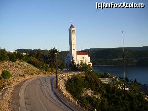 [P04] Biserica catolica din Neum, vedere din balcon.  » foto by Nicu
 - 
<span class="allrVoted glyphicon glyphicon-heart hidden" id="av611067"></span>
<a class="m-l-10 hidden" id="sv611067" onclick="voting_Foto_DelVot(,611067,18293)" role="button">șterge vot <span class="glyphicon glyphicon-remove"></span></a>
<a id="v9611067" class=" c-red"  onclick="voting_Foto_SetVot(611067)" role="button"><span class="glyphicon glyphicon-heart-empty"></span> <b>LIKE</b> = Votează poza</a> <img class="hidden"  id="f611067W9" src="/imagini/loader.gif" border="0" /><span class="AjErrMes hidden" id="e611067ErM"></span>