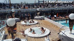 [P34] MSC Opera - jacuzzi » foto by Cris
 - 
<span class="allrVoted glyphicon glyphicon-heart hidden" id="av638500"></span>
<a class="m-l-10 hidden" id="sv638500" onclick="voting_Foto_DelVot(,638500,18384)" role="button">șterge vot <span class="glyphicon glyphicon-remove"></span></a>
<a id="v9638500" class=" c-red"  onclick="voting_Foto_SetVot(638500)" role="button"><span class="glyphicon glyphicon-heart-empty"></span> <b>LIKE</b> = Votează poza</a> <img class="hidden"  id="f638500W9" src="/imagini/loader.gif" border="0" /><span class="AjErrMes hidden" id="e638500ErM"></span>