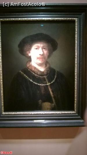 [P10] Museo Nacional Thyssen-Bornemisza. Rembrandt - Autoportret » foto by Costi
 - 
<span class="allrVoted glyphicon glyphicon-heart hidden" id="av1062866"></span>
<a class="m-l-10 hidden" id="sv1062866" onclick="voting_Foto_DelVot(,1062866,18385)" role="button">șterge vot <span class="glyphicon glyphicon-remove"></span></a>
<a id="v91062866" class=" c-red"  onclick="voting_Foto_SetVot(1062866)" role="button"><span class="glyphicon glyphicon-heart-empty"></span> <b>LIKE</b> = Votează poza</a> <img class="hidden"  id="f1062866W9" src="/imagini/loader.gif" border="0" /><span class="AjErrMes hidden" id="e1062866ErM"></span>