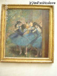 [P17] Edgar Degas - Dansatoare albastre » foto by Costi
 - 
<span class="allrVoted glyphicon glyphicon-heart hidden" id="av31413"></span>
<a class="m-l-10 hidden" id="sv31413" onclick="voting_Foto_DelVot(,31413,18452)" role="button">șterge vot <span class="glyphicon glyphicon-remove"></span></a>
<a id="v931413" class=" c-red"  onclick="voting_Foto_SetVot(31413)" role="button"><span class="glyphicon glyphicon-heart-empty"></span> <b>LIKE</b> = Votează poza</a> <img class="hidden"  id="f31413W9" src="/imagini/loader.gif" border="0" /><span class="AjErrMes hidden" id="e31413ErM"></span>