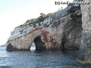 [P70] Blue Caves Zakynthos » foto by luciaoradea
 - 
<span class="allrVoted glyphicon glyphicon-heart hidden" id="av665680"></span>
<a class="m-l-10 hidden" id="sv665680" onclick="voting_Foto_DelVot(,665680,18547)" role="button">șterge vot <span class="glyphicon glyphicon-remove"></span></a>
<a id="v9665680" class=" c-red"  onclick="voting_Foto_SetVot(665680)" role="button"><span class="glyphicon glyphicon-heart-empty"></span> <b>LIKE</b> = Votează poza</a> <img class="hidden"  id="f665680W9" src="/imagini/loader.gif" border="0" /><span class="AjErrMes hidden" id="e665680ErM"></span>