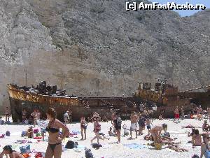 [P03] Epava contrabandistilor de pe plaja NAVAGIO » foto by mihai mihaela
 - 
<span class="allrVoted glyphicon glyphicon-heart hidden" id="av665717"></span>
<a class="m-l-10 hidden" id="sv665717" onclick="voting_Foto_DelVot(,665717,18547)" role="button">șterge vot <span class="glyphicon glyphicon-remove"></span></a>
<a id="v9665717" class=" c-red"  onclick="voting_Foto_SetVot(665717)" role="button"><span class="glyphicon glyphicon-heart-empty"></span> <b>LIKE</b> = Votează poza</a> <img class="hidden"  id="f665717W9" src="/imagini/loader.gif" border="0" /><span class="AjErrMes hidden" id="e665717ErM"></span>