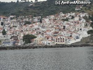 [P27] Skopelos town.  » foto by maryka
 - 
<span class="allrVoted glyphicon glyphicon-heart hidden" id="av630539"></span>
<a class="m-l-10 hidden" id="sv630539" onclick="voting_Foto_DelVot(,630539,18640)" role="button">șterge vot <span class="glyphicon glyphicon-remove"></span></a>
<a id="v9630539" class=" c-red"  onclick="voting_Foto_SetVot(630539)" role="button"><span class="glyphicon glyphicon-heart-empty"></span> <b>LIKE</b> = Votează poza</a> <img class="hidden"  id="f630539W9" src="/imagini/loader.gif" border="0" /><span class="AjErrMes hidden" id="e630539ErM"></span>