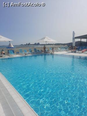 [P01] La piscina turquoise » foto by Teodor17
 - 
<span class="allrVoted glyphicon glyphicon-heart hidden" id="av1488691"></span>
<a class="m-l-10 hidden" id="sv1488691" onclick="voting_Foto_DelVot(,1488691,18688)" role="button">șterge vot <span class="glyphicon glyphicon-remove"></span></a>
<a id="v91488691" class=" c-red"  onclick="voting_Foto_SetVot(1488691)" role="button"><span class="glyphicon glyphicon-heart-empty"></span> <b>LIKE</b> = Votează poza</a> <img class="hidden"  id="f1488691W9" src="/imagini/loader.gif" border="0" /><span class="AjErrMes hidden" id="e1488691ErM"></span>