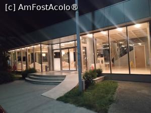 [P17] La hotel seara » foto by Teodor17
 - 
<span class="allrVoted glyphicon glyphicon-heart hidden" id="av1488707"></span>
<a class="m-l-10 hidden" id="sv1488707" onclick="voting_Foto_DelVot(,1488707,18688)" role="button">șterge vot <span class="glyphicon glyphicon-remove"></span></a>
<a id="v91488707" class=" c-red"  onclick="voting_Foto_SetVot(1488707)" role="button"><span class="glyphicon glyphicon-heart-empty"></span> <b>LIKE</b> = Votează poza</a> <img class="hidden"  id="f1488707W9" src="/imagini/loader.gif" border="0" /><span class="AjErrMes hidden" id="e1488707ErM"></span>