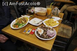 [P21] Chania, Tasty Souvlaki Grill, Meniul nostru » foto by mprofeanu
 - 
<span class="allrVoted glyphicon glyphicon-heart hidden" id="av1265900"></span>
<a class="m-l-10 hidden" id="sv1265900" onclick="voting_Foto_DelVot(,1265900,18732)" role="button">șterge vot <span class="glyphicon glyphicon-remove"></span></a>
<a id="v91265900" class=" c-red"  onclick="voting_Foto_SetVot(1265900)" role="button"><span class="glyphicon glyphicon-heart-empty"></span> <b>LIKE</b> = Votează poza</a> <img class="hidden"  id="f1265900W9" src="/imagini/loader.gif" border="0" /><span class="AjErrMes hidden" id="e1265900ErM"></span>