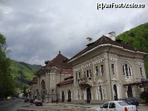 [P01] Am ajuns în Gara Sinaia unde vom vizita expoziția de trenulețe.  » foto by Floryn81
 - 
<span class="allrVoted glyphicon glyphicon-heart hidden" id="av645899"></span>
<a class="m-l-10 hidden" id="sv645899" onclick="voting_Foto_DelVot(,645899,18914)" role="button">șterge vot <span class="glyphicon glyphicon-remove"></span></a>
<a id="v9645899" class=" c-red"  onclick="voting_Foto_SetVot(645899)" role="button"><span class="glyphicon glyphicon-heart-empty"></span> <b>LIKE</b> = Votează poza</a> <img class="hidden"  id="f645899W9" src="/imagini/loader.gif" border="0" /><span class="AjErrMes hidden" id="e645899ErM"></span>