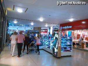 [P65] 65. Și unul din interioarele acestui „mall”.  » foto by msnd
 - 
<span class="allrVoted glyphicon glyphicon-heart hidden" id="av653732"></span>
<a class="m-l-10 hidden" id="sv653732" onclick="voting_Foto_DelVot(,653732,19042)" role="button">șterge vot <span class="glyphicon glyphicon-remove"></span></a>
<a id="v9653732" class=" c-red"  onclick="voting_Foto_SetVot(653732)" role="button"><span class="glyphicon glyphicon-heart-empty"></span> <b>LIKE</b> = Votează poza</a> <img class="hidden"  id="f653732W9" src="/imagini/loader.gif" border="0" /><span class="AjErrMes hidden" id="e653732ErM"></span>