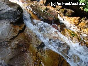 [P13] ['Cascada Vârciorog'] / o altă cădere mică de apă.  » foto by Utube
 - 
<span class="allrVoted glyphicon glyphicon-heart hidden" id="av400418"></span>
<a class="m-l-10 hidden" id="sv400418" onclick="voting_Foto_DelVot(,400418,19078)" role="button">șterge vot <span class="glyphicon glyphicon-remove"></span></a>
<a id="v9400418" class=" c-red"  onclick="voting_Foto_SetVot(400418)" role="button"><span class="glyphicon glyphicon-heart-empty"></span> <b>LIKE</b> = Votează poza</a> <img class="hidden"  id="f400418W9" src="/imagini/loader.gif" border="0" /><span class="AjErrMes hidden" id="e400418ErM"></span>
