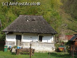 [P12] Arhitectura tradițională din zona Costești.  » foto by tata123 🔱
 - 
<span class="allrVoted glyphicon glyphicon-heart hidden" id="av1132063"></span>
<a class="m-l-10 hidden" id="sv1132063" onclick="voting_Foto_DelVot(,1132063,19120)" role="button">șterge vot <span class="glyphicon glyphicon-remove"></span></a>
<a id="v91132063" class=" c-red"  onclick="voting_Foto_SetVot(1132063)" role="button"><span class="glyphicon glyphicon-heart-empty"></span> <b>LIKE</b> = Votează poza</a> <img class="hidden"  id="f1132063W9" src="/imagini/loader.gif" border="0" /><span class="AjErrMes hidden" id="e1132063ErM"></span>