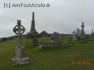 [P03] Rock of Cashel - Vechiul cimitir cu cruci celtice și nu numai.  » foto by iulianic
 - 
<span class="allrVoted glyphicon glyphicon-heart hidden" id="av813920"></span>
<a class="m-l-10 hidden" id="sv813920" onclick="voting_Foto_DelVot(,813920,19173)" role="button">șterge vot <span class="glyphicon glyphicon-remove"></span></a>
<a id="v9813920" class=" c-red"  onclick="voting_Foto_SetVot(813920)" role="button"><span class="glyphicon glyphicon-heart-empty"></span> <b>LIKE</b> = Votează poza</a> <img class="hidden"  id="f813920W9" src="/imagini/loader.gif" border="0" /><span class="AjErrMes hidden" id="e813920ErM"></span>