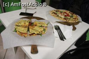 [P09] Ravenna, Pizzeria Dal Gladiatore, Masa noastră » foto by mprofeanu
 - 
<span class="allrVoted glyphicon glyphicon-heart hidden" id="av1344448"></span>
<a class="m-l-10 hidden" id="sv1344448" onclick="voting_Foto_DelVot(,1344448,19245)" role="button">șterge vot <span class="glyphicon glyphicon-remove"></span></a>
<a id="v91344448" class=" c-red"  onclick="voting_Foto_SetVot(1344448)" role="button"><span class="glyphicon glyphicon-heart-empty"></span> <b>LIKE</b> = Votează poza</a> <img class="hidden"  id="f1344448W9" src="/imagini/loader.gif" border="0" /><span class="AjErrMes hidden" id="e1344448ErM"></span>