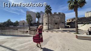 [P28] Turnul Venetian (Castelul Durres) este unul dintre cele mai cunoscute obiective turistice din oras, desi nu este foarte mare. Are un diametru de 16 m si o inaltime de putin peste 9 m, un singur etaj si o scara care duce la acoperisul crenelat. » foto by geani anto
 - 
<span class="allrVoted glyphicon glyphicon-heart hidden" id="av1530843"></span>
<a class="m-l-10 hidden" id="sv1530843" onclick="voting_Foto_DelVot(,1530843,19306)" role="button">șterge vot <span class="glyphicon glyphicon-remove"></span></a>
<a id="v91530843" class=" c-red"  onclick="voting_Foto_SetVot(1530843)" role="button"><span class="glyphicon glyphicon-heart-empty"></span> <b>LIKE</b> = Votează poza</a> <img class="hidden"  id="f1530843W9" src="/imagini/loader.gif" border="0" /><span class="AjErrMes hidden" id="e1530843ErM"></span>