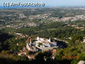 [P01] Palácio Nacional de Sintra văzut de sus, de la Castelul Maurilor. Fotografie făcută în 2020 » foto by irinad
 - 
<span class="allrVoted glyphicon glyphicon-heart hidden" id="av1293144"></span>
<a class="m-l-10 hidden" id="sv1293144" onclick="voting_Foto_DelVot(,1293144,19396)" role="button">șterge vot <span class="glyphicon glyphicon-remove"></span></a>
<a id="v91293144" class=" c-red"  onclick="voting_Foto_SetVot(1293144)" role="button"><span class="glyphicon glyphicon-heart-empty"></span> <b>LIKE</b> = Votează poza</a> <img class="hidden"  id="f1293144W9" src="/imagini/loader.gif" border="0" /><span class="AjErrMes hidden" id="e1293144ErM"></span>