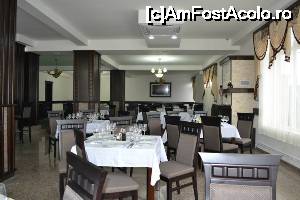 [P15] interiorul restaurantului Elite » foto by zlatna
 - 
<span class="allrVoted glyphicon glyphicon-heart hidden" id="av683279"></span>
<a class="m-l-10 hidden" id="sv683279" onclick="voting_Foto_DelVot(,683279,19524)" role="button">șterge vot <span class="glyphicon glyphicon-remove"></span></a>
<a id="v9683279" class=" c-red"  onclick="voting_Foto_SetVot(683279)" role="button"><span class="glyphicon glyphicon-heart-empty"></span> <b>LIKE</b> = Votează poza</a> <img class="hidden"  id="f683279W9" src="/imagini/loader.gif" border="0" /><span class="AjErrMes hidden" id="e683279ErM"></span>