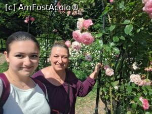 [P21] Invitație printre roze » foto by laurand
 - 
<span class="allrVoted glyphicon glyphicon-heart hidden" id="av1485095"></span>
<a class="m-l-10 hidden" id="sv1485095" onclick="voting_Foto_DelVot(,1485095,19622)" role="button">șterge vot <span class="glyphicon glyphicon-remove"></span></a>
<a id="v91485095" class=" c-red"  onclick="voting_Foto_SetVot(1485095)" role="button"><span class="glyphicon glyphicon-heart-empty"></span> <b>LIKE</b> = Votează poza</a> <img class="hidden"  id="f1485095W9" src="/imagini/loader.gif" border="0" /><span class="AjErrMes hidden" id="e1485095ErM"></span>
