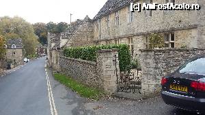 [P14] Uliță din satul Bibury, ținutul Cotswolds, Anglia.  » foto by traian.leuca †
 - 
<span class="allrVoted glyphicon glyphicon-heart hidden" id="av693337"></span>
<a class="m-l-10 hidden" id="sv693337" onclick="voting_Foto_DelVot(,693337,19672)" role="button">șterge vot <span class="glyphicon glyphicon-remove"></span></a>
<a id="v9693337" class=" c-red"  onclick="voting_Foto_SetVot(693337)" role="button"><span class="glyphicon glyphicon-heart-empty"></span> <b>LIKE</b> = Votează poza</a> <img class="hidden"  id="f693337W9" src="/imagini/loader.gif" border="0" /><span class="AjErrMes hidden" id="e693337ErM"></span>