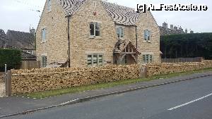 [P25] Casă de tip cottage în Arlington Row din satul Bibury, ținutul Cotswolds, Anglia.  » foto by traian.leuca †
 - 
<span class="allrVoted glyphicon glyphicon-heart hidden" id="av693348"></span>
<a class="m-l-10 hidden" id="sv693348" onclick="voting_Foto_DelVot(,693348,19672)" role="button">șterge vot <span class="glyphicon glyphicon-remove"></span></a>
<a id="v9693348" class=" c-red"  onclick="voting_Foto_SetVot(693348)" role="button"><span class="glyphicon glyphicon-heart-empty"></span> <b>LIKE</b> = Votează poza</a> <img class="hidden"  id="f693348W9" src="/imagini/loader.gif" border="0" /><span class="AjErrMes hidden" id="e693348ErM"></span>