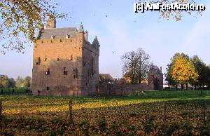 [P11] Castelul Dornnenburg » foto by Radu Tudoran
 - 
<span class="allrVoted glyphicon glyphicon-heart hidden" id="av693638"></span>
<a class="m-l-10 hidden" id="sv693638" onclick="voting_Foto_DelVot(,693638,19676)" role="button">șterge vot <span class="glyphicon glyphicon-remove"></span></a>
<a id="v9693638" class=" c-red"  onclick="voting_Foto_SetVot(693638)" role="button"><span class="glyphicon glyphicon-heart-empty"></span> <b>LIKE</b> = Votează poza</a> <img class="hidden"  id="f693638W9" src="/imagini/loader.gif" border="0" /><span class="AjErrMes hidden" id="e693638ErM"></span>