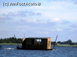 [P40] Giethoorn - pluta lui Huck Finn » foto by makuy*
 - 
<span class="allrVoted glyphicon glyphicon-heart hidden" id="av769015"></span>
<a class="m-l-10 hidden" id="sv769015" onclick="voting_Foto_DelVot(,769015,19677)" role="button">șterge vot <span class="glyphicon glyphicon-remove"></span></a>
<a id="v9769015" class=" c-red"  onclick="voting_Foto_SetVot(769015)" role="button"><span class="glyphicon glyphicon-heart-empty"></span> <b>LIKE</b> = Votează poza</a> <img class="hidden"  id="f769015W9" src="/imagini/loader.gif" border="0" /><span class="AjErrMes hidden" id="e769015ErM"></span>