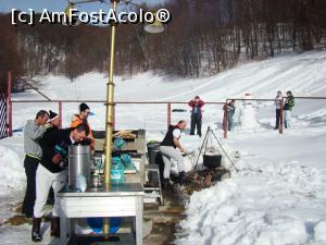 [P03] D-na Mirela daca v-ati fi bucurat de frumusetea zapezii si a naturii ca acesti clienti ai nostri care vin de mai multe ori pe iarna la noi, ati fi fost mai putin predispusa la rautati. » foto by cornelia and
 - 
<span class="allrVoted glyphicon glyphicon-heart hidden" id="av730203"></span>
<a class="m-l-10 hidden" id="sv730203" onclick="voting_Foto_DelVot(,730203,19709)" role="button">șterge vot <span class="glyphicon glyphicon-remove"></span></a>
<a id="v9730203" class=" c-red"  onclick="voting_Foto_SetVot(730203)" role="button"><span class="glyphicon glyphicon-heart-empty"></span> <b>LIKE</b> = Votează poza</a> <img class="hidden"  id="f730203W9" src="/imagini/loader.gif" border="0" /><span class="AjErrMes hidden" id="e730203ErM"></span>