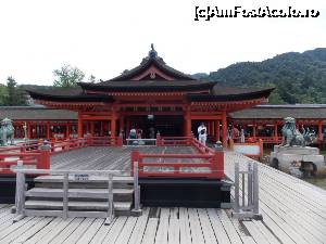 [P17] Miyajima, Altarul Itsukushima, Marele Altar și în față Taka-Butai pentru dans Bugaku pe timp frumos » foto by mprofeanu
 - 
<span class="allrVoted glyphicon glyphicon-heart hidden" id="av696756"></span>
<a class="m-l-10 hidden" id="sv696756" onclick="voting_Foto_DelVot(,696756,19733)" role="button">șterge vot <span class="glyphicon glyphicon-remove"></span></a>
<a id="v9696756" class=" c-red"  onclick="voting_Foto_SetVot(696756)" role="button"><span class="glyphicon glyphicon-heart-empty"></span> <b>LIKE</b> = Votează poza</a> <img class="hidden"  id="f696756W9" src="/imagini/loader.gif" border="0" /><span class="AjErrMes hidden" id="e696756ErM"></span>