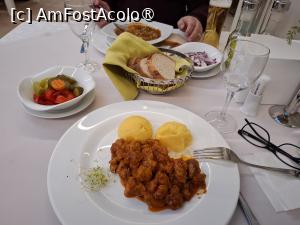 [P10] masa noasta  » foto by zlatna
 - 
<span class="allrVoted glyphicon glyphicon-heart hidden" id="av1483592"></span>
<a class="m-l-10 hidden" id="sv1483592" onclick="voting_Foto_DelVot(,1483592,19812)" role="button">șterge vot <span class="glyphicon glyphicon-remove"></span></a>
<a id="v91483592" class=" c-red"  onclick="voting_Foto_SetVot(1483592)" role="button"><span class="glyphicon glyphicon-heart-empty"></span> <b>LIKE</b> = Votează poza</a> <img class="hidden"  id="f1483592W9" src="/imagini/loader.gif" border="0" /><span class="AjErrMes hidden" id="e1483592ErM"></span>