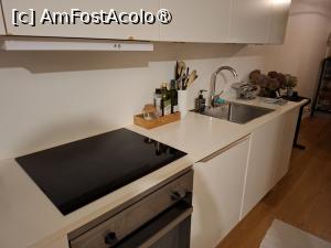 [P14] Copenhaga, Sundevedsgade 23, „Lovely apartment”, Zona de bucătărie, Bufetul cu Plită și Cuptor, Chiuveta, ... » foto by mprofeanu
 - 
<span class="allrVoted glyphicon glyphicon-heart hidden" id="av1506742"></span>
<a class="m-l-10 hidden" id="sv1506742" onclick="voting_Foto_DelVot(,1506742,19884)" role="button">șterge vot <span class="glyphicon glyphicon-remove"></span></a>
<a id="v91506742" class=" c-red"  onclick="voting_Foto_SetVot(1506742)" role="button"><span class="glyphicon glyphicon-heart-empty"></span> <b>LIKE</b> = Votează poza</a> <img class="hidden"  id="f1506742W9" src="/imagini/loader.gif" border="0" /><span class="AjErrMes hidden" id="e1506742ErM"></span>