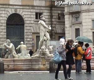 [P15] Fontana del Moro din Piazza Navona.  » foto by Carmen Ion
 - 
<span class="allrVoted glyphicon glyphicon-heart hidden" id="av698979"></span>
<a class="m-l-10 hidden" id="sv698979" onclick="voting_Foto_DelVot(,698979,20021)" role="button">șterge vot <span class="glyphicon glyphicon-remove"></span></a>
<a id="v9698979" class=" c-red"  onclick="voting_Foto_SetVot(698979)" role="button"><span class="glyphicon glyphicon-heart-empty"></span> <b>LIKE</b> = Votează poza</a> <img class="hidden"  id="f698979W9" src="/imagini/loader.gif" border="0" /><span class="AjErrMes hidden" id="e698979ErM"></span>