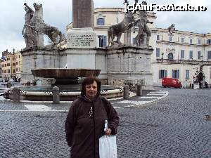 [P15] Fontana dei Dioscuri din Piazza del Quirinale.  » foto by Carmen Ion
 - 
<span class="allrVoted glyphicon glyphicon-heart hidden" id="av699633"></span>
<a class="m-l-10 hidden" id="sv699633" onclick="voting_Foto_DelVot(,699633,20021)" role="button">șterge vot <span class="glyphicon glyphicon-remove"></span></a>
<a id="v9699633" class=" c-red"  onclick="voting_Foto_SetVot(699633)" role="button"><span class="glyphicon glyphicon-heart-empty"></span> <b>LIKE</b> = Votează poza</a> <img class="hidden"  id="f699633W9" src="/imagini/loader.gif" border="0" /><span class="AjErrMes hidden" id="e699633ErM"></span>