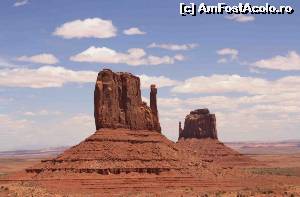 [P13] Mainile timpului, Monument Valley - granita statelor Arizona - Utah » foto by Dan-Ioan
 - 
<span class="allrVoted glyphicon glyphicon-heart hidden" id="av548108"></span>
<a class="m-l-10 hidden" id="sv548108" onclick="voting_Foto_DelVot(,548108,20048)" role="button">șterge vot <span class="glyphicon glyphicon-remove"></span></a>
<a id="v9548108" class=" c-red"  onclick="voting_Foto_SetVot(548108)" role="button"><span class="glyphicon glyphicon-heart-empty"></span> <b>LIKE</b> = Votează poza</a> <img class="hidden"  id="f548108W9" src="/imagini/loader.gif" border="0" /><span class="AjErrMes hidden" id="e548108ErM"></span>