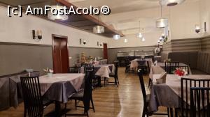 [P29] restaurantul de la subsol » foto by robert
 - 
<span class="allrVoted glyphicon glyphicon-heart hidden" id="av1240655"></span>
<a class="m-l-10 hidden" id="sv1240655" onclick="voting_Foto_DelVot(,1240655,20115)" role="button">șterge vot <span class="glyphicon glyphicon-remove"></span></a>
<a id="v91240655" class=" c-red"  onclick="voting_Foto_SetVot(1240655)" role="button"><span class="glyphicon glyphicon-heart-empty"></span> <b>LIKE</b> = Votează poza</a> <img class="hidden"  id="f1240655W9" src="/imagini/loader.gif" border="0" /><span class="AjErrMes hidden" id="e1240655ErM"></span>