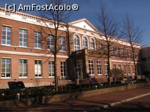 [P14] Leiden. Facultatea de drept, locul considerat cel mai friguros de pe pamânt » foto by Radu Tudoran
 - 
<span class="allrVoted glyphicon glyphicon-heart hidden" id="av728611"></span>
<a class="m-l-10 hidden" id="sv728611" onclick="voting_Foto_DelVot(,728611,20151)" role="button">șterge vot <span class="glyphicon glyphicon-remove"></span></a>
<a id="v9728611" class=" c-red"  onclick="voting_Foto_SetVot(728611)" role="button"><span class="glyphicon glyphicon-heart-empty"></span> <b>LIKE</b> = Votează poza</a> <img class="hidden"  id="f728611W9" src="/imagini/loader.gif" border="0" /><span class="AjErrMes hidden" id="e728611ErM"></span>