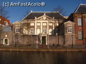 [P06] Leiden. Museum de Lakenhal, unul dintre muzeele orasului » foto by Radu Tudoran
 - 
<span class="allrVoted glyphicon glyphicon-heart hidden" id="av728603"></span>
<a class="m-l-10 hidden" id="sv728603" onclick="voting_Foto_DelVot(,728603,20151)" role="button">șterge vot <span class="glyphicon glyphicon-remove"></span></a>
<a id="v9728603" class=" c-red"  onclick="voting_Foto_SetVot(728603)" role="button"><span class="glyphicon glyphicon-heart-empty"></span> <b>LIKE</b> = Votează poza</a> <img class="hidden"  id="f728603W9" src="/imagini/loader.gif" border="0" /><span class="AjErrMes hidden" id="e728603ErM"></span>
