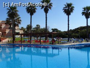 [P15] Hotel Auramar - piscina » foto by Cris
 - 
<span class="allrVoted glyphicon glyphicon-heart hidden" id="av729196"></span>
<a class="m-l-10 hidden" id="sv729196" onclick="voting_Foto_DelVot(,729196,20156)" role="button">șterge vot <span class="glyphicon glyphicon-remove"></span></a>
<a id="v9729196" class=" c-red"  onclick="voting_Foto_SetVot(729196)" role="button"><span class="glyphicon glyphicon-heart-empty"></span> <b>LIKE</b> = Votează poza</a> <img class="hidden"  id="f729196W9" src="/imagini/loader.gif" border="0" /><span class="AjErrMes hidden" id="e729196ErM"></span>