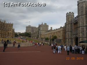 [P11] Windsor Castle - Vedere din curtea interioară.  » foto by iulianic
 - 
<span class="allrVoted glyphicon glyphicon-heart hidden" id="av811671"></span>
<a class="m-l-10 hidden" id="sv811671" onclick="voting_Foto_DelVot(,811671,20161)" role="button">șterge vot <span class="glyphicon glyphicon-remove"></span></a>
<a id="v9811671" class=" c-red"  onclick="voting_Foto_SetVot(811671)" role="button"><span class="glyphicon glyphicon-heart-empty"></span> <b>LIKE</b> = Votează poza</a> <img class="hidden"  id="f811671W9" src="/imagini/loader.gif" border="0" /><span class="AjErrMes hidden" id="e811671ErM"></span>