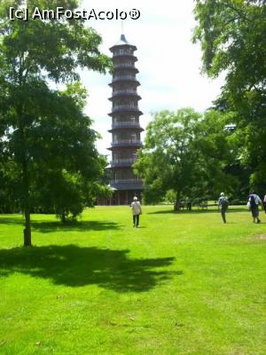 [P04] pagoda chinezeasca din Kew Gardens » foto by Silvia30*
 - 
<span class="allrVoted glyphicon glyphicon-heart hidden" id="av729718"></span>
<a class="m-l-10 hidden" id="sv729718" onclick="voting_Foto_DelVot(,729718,20161)" role="button">șterge vot <span class="glyphicon glyphicon-remove"></span></a>
<a id="v9729718" class=" c-red"  onclick="voting_Foto_SetVot(729718)" role="button"><span class="glyphicon glyphicon-heart-empty"></span> <b>LIKE</b> = Votează poza</a> <img class="hidden"  id="f729718W9" src="/imagini/loader.gif" border="0" /><span class="AjErrMes hidden" id="e729718ErM"></span>