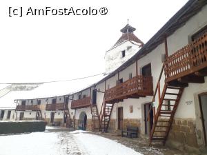 [P30] Biserica Evanghelica Fortificata Harman. » foto by Floria
 - 
<span class="allrVoted glyphicon glyphicon-heart hidden" id="av1487616"></span>
<a class="m-l-10 hidden" id="sv1487616" onclick="voting_Foto_DelVot(,1487616,20177)" role="button">șterge vot <span class="glyphicon glyphicon-remove"></span></a>
<a id="v91487616" class=" c-red"  onclick="voting_Foto_SetVot(1487616)" role="button"><span class="glyphicon glyphicon-heart-empty"></span> <b>LIKE</b> = Votează poza</a> <img class="hidden"  id="f1487616W9" src="/imagini/loader.gif" border="0" /><span class="AjErrMes hidden" id="e1487616ErM"></span>