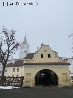 [P09] Biserica Evanghelica Fortificata Harman. » foto by Floria
 - 
<span class="allrVoted glyphicon glyphicon-heart hidden" id="av1487595"></span>
<a class="m-l-10 hidden" id="sv1487595" onclick="voting_Foto_DelVot(,1487595,20177)" role="button">șterge vot <span class="glyphicon glyphicon-remove"></span></a>
<a id="v91487595" class=" c-red"  onclick="voting_Foto_SetVot(1487595)" role="button"><span class="glyphicon glyphicon-heart-empty"></span> <b>LIKE</b> = Votează poza</a> <img class="hidden"  id="f1487595W9" src="/imagini/loader.gif" border="0" /><span class="AjErrMes hidden" id="e1487595ErM"></span>
