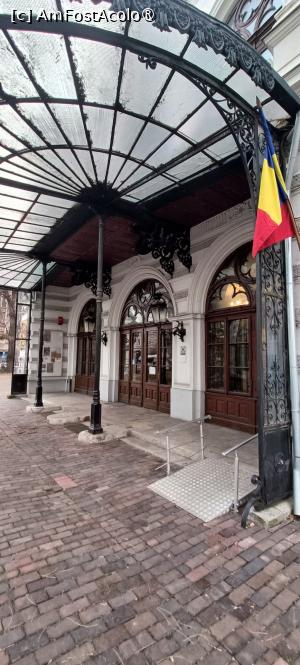 [P03] Marchiza metalică de deasupra intrării. » foto by tata123 🔱
 - 
<span class="allrVoted glyphicon glyphicon-heart hidden" id="av1504579"></span>
<a class="m-l-10 hidden" id="sv1504579" onclick="voting_Foto_DelVot(,1504579,20189)" role="button">șterge vot <span class="glyphicon glyphicon-remove"></span></a>
<a id="v91504579" class=" c-red"  onclick="voting_Foto_SetVot(1504579)" role="button"><span class="glyphicon glyphicon-heart-empty"></span> <b>LIKE</b> = Votează poza</a> <img class="hidden"  id="f1504579W9" src="/imagini/loader.gif" border="0" /><span class="AjErrMes hidden" id="e1504579ErM"></span>