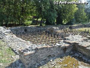 [P39] Vedere asupra Hypocaust-ului din zona Băilor » foto by irinad
 - 
<span class="allrVoted glyphicon glyphicon-heart hidden" id="av630198"></span>
<a class="m-l-10 hidden" id="sv630198" onclick="voting_Foto_DelVot(,630198,20200)" role="button">șterge vot <span class="glyphicon glyphicon-remove"></span></a>
<a id="v9630198" class=" c-red"  onclick="voting_Foto_SetVot(630198)" role="button"><span class="glyphicon glyphicon-heart-empty"></span> <b>LIKE</b> = Votează poza</a> <img class="hidden"  id="f630198W9" src="/imagini/loader.gif" border="0" /><span class="AjErrMes hidden" id="e630198ErM"></span>