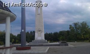 [P12] Monumentul Eroilor din parcul 'Yamacha' Oraşul Haskovo, Bulgaria.  » foto by traian.leuca †
 - 
<span class="allrVoted glyphicon glyphicon-heart hidden" id="av733475"></span>
<a class="m-l-10 hidden" id="sv733475" onclick="voting_Foto_DelVot(,733475,20212)" role="button">șterge vot <span class="glyphicon glyphicon-remove"></span></a>
<a id="v9733475" class=" c-red"  onclick="voting_Foto_SetVot(733475)" role="button"><span class="glyphicon glyphicon-heart-empty"></span> <b>LIKE</b> = Votează poza</a> <img class="hidden"  id="f733475W9" src="/imagini/loader.gif" border="0" /><span class="AjErrMes hidden" id="e733475ErM"></span>