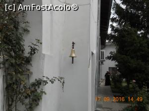 [P03] un clopot mic afat pe turnul clopotnita » foto by zlatna
 - 
<span class="allrVoted glyphicon glyphicon-heart hidden" id="av802032"></span>
<a class="m-l-10 hidden" id="sv802032" onclick="voting_Foto_DelVot(,802032,20289)" role="button">șterge vot <span class="glyphicon glyphicon-remove"></span></a>
<a id="v9802032" class=" c-red"  onclick="voting_Foto_SetVot(802032)" role="button"><span class="glyphicon glyphicon-heart-empty"></span> <b>LIKE</b> = Votează poza</a> <img class="hidden"  id="f802032W9" src="/imagini/loader.gif" border="0" /><span class="AjErrMes hidden" id="e802032ErM"></span>
